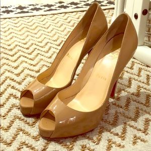 Christian Louboutin Very Prive 120 Patent Pumps